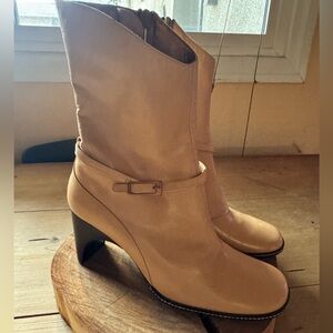 Charles Jourdan Tan Heeled Boots